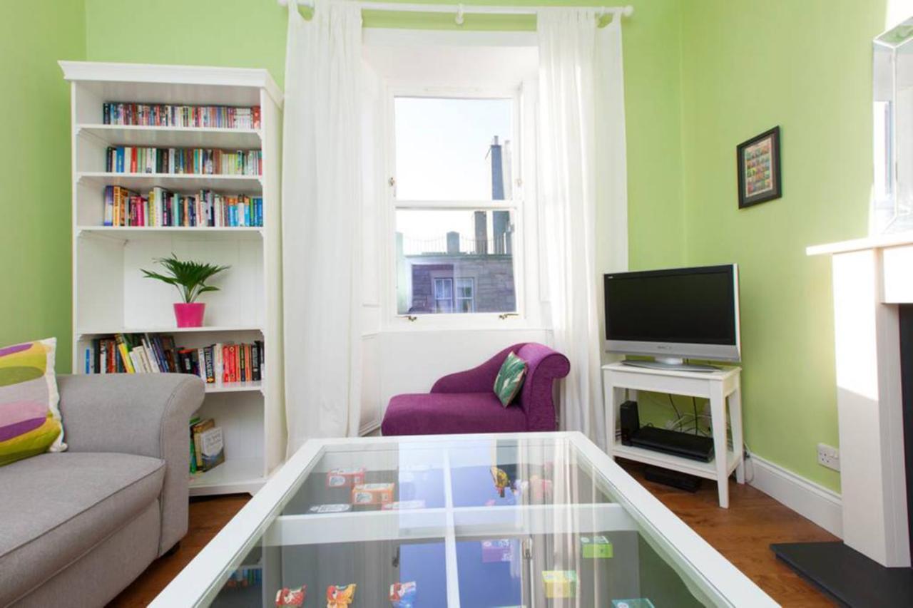 Bright And Modern Causewayside Apartment Edinburgh Bagian luar foto