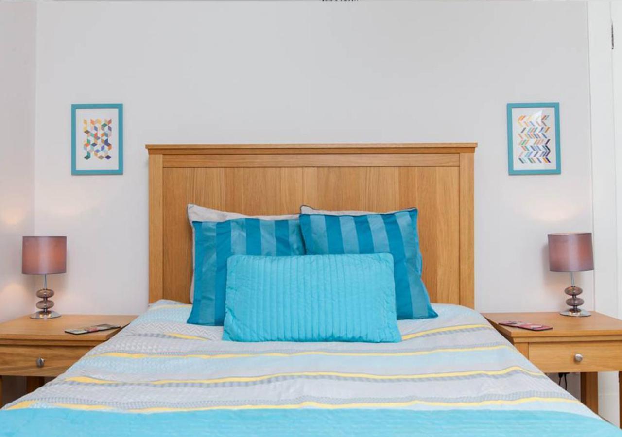 Bright And Modern Causewayside Apartment Edinburgh Bagian luar foto