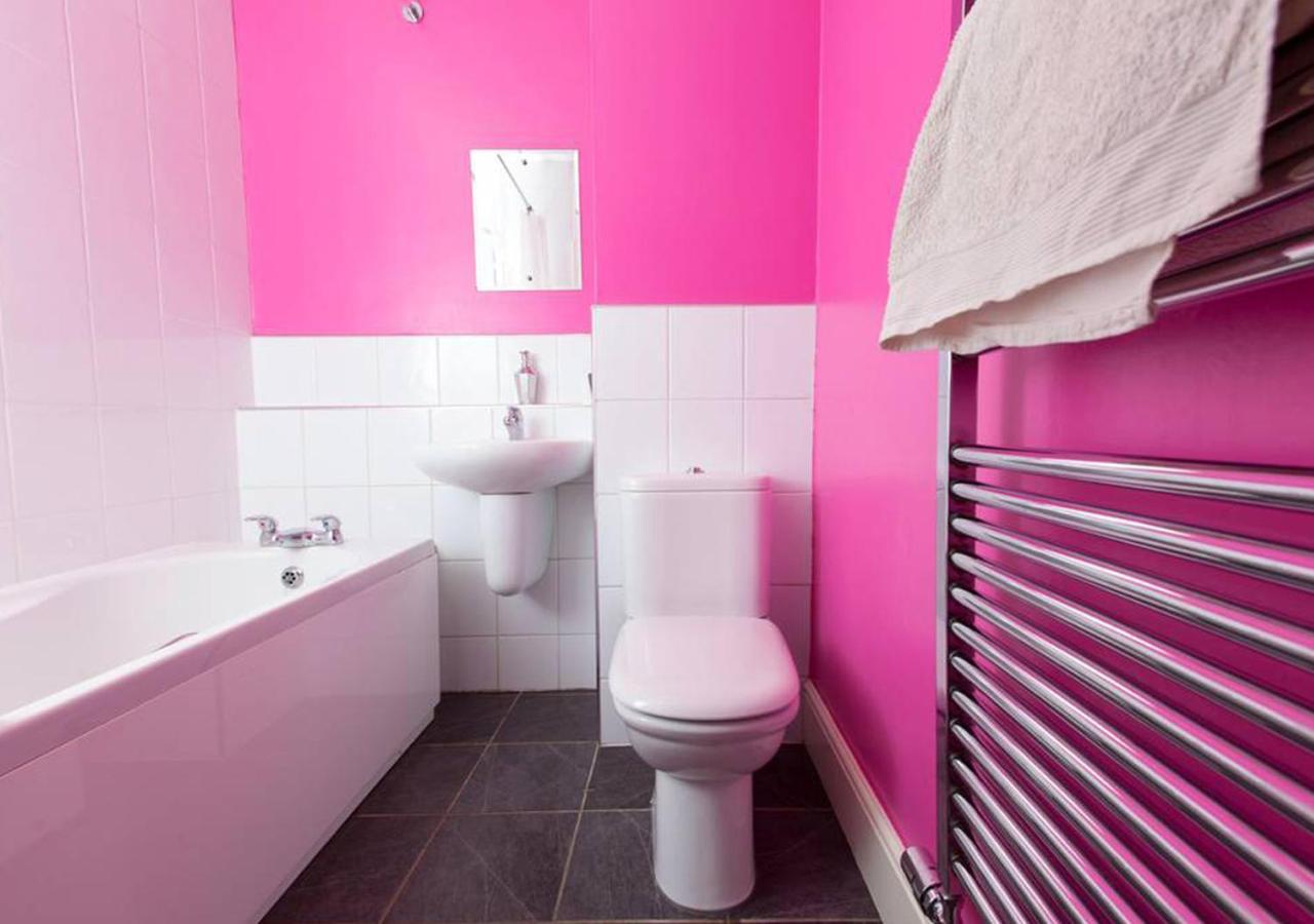 Bright And Modern Causewayside Apartment Edinburgh Bagian luar foto